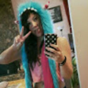 Meet your Posher, Courtney